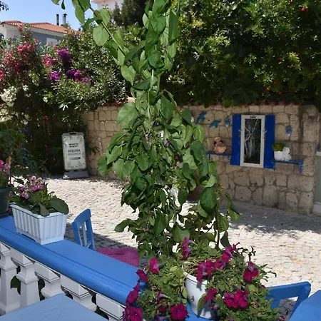 Πανσιόν Beyaz Ev 3*