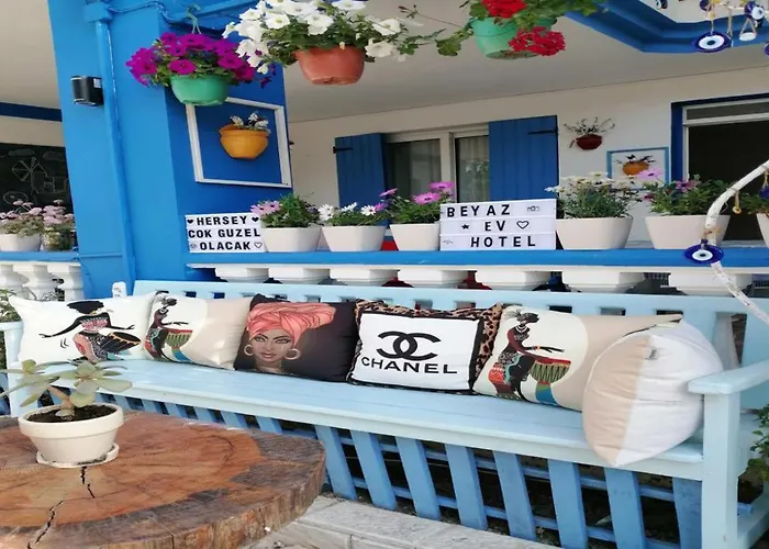 Beyaz Ev Vendégház Alacati